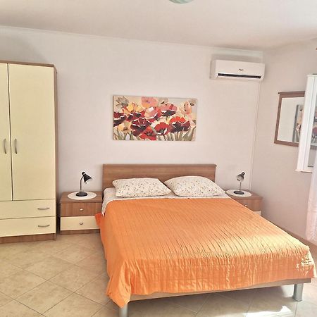 זאטון Apartments Boris מראה חיצוני תמונה